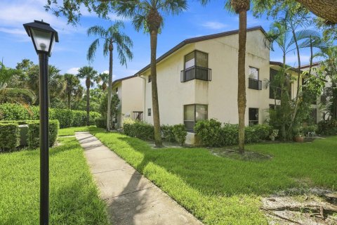 Condominio en Coconut Creek, Florida, 3 dormitorios  № 2309580