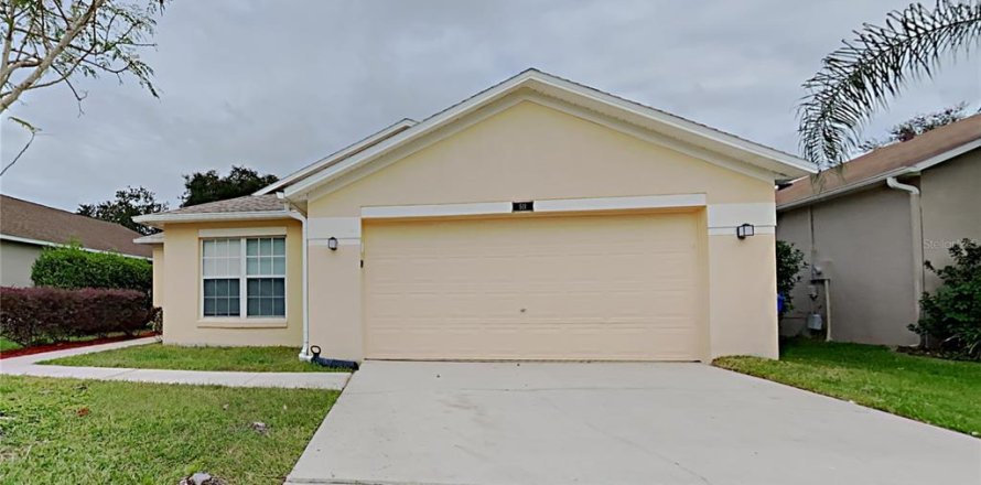 Villa ou maison à Oviedo, Floride 4 chambres, 176.24 m2 № 2309962