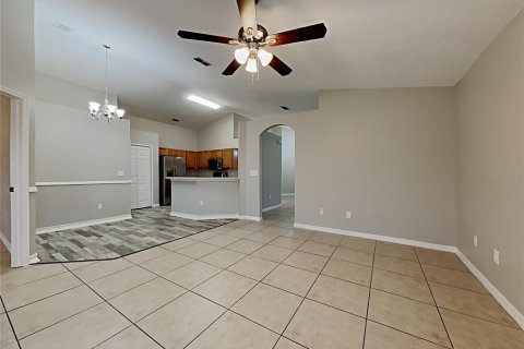 Villa ou maison à vendre à Oviedo, Floride: 4 chambres, 176.24 m2 № 2309962 - photo 5