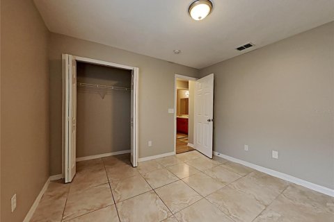Villa ou maison à vendre à Oviedo, Floride: 4 chambres, 176.24 m2 № 2309962 - photo 11