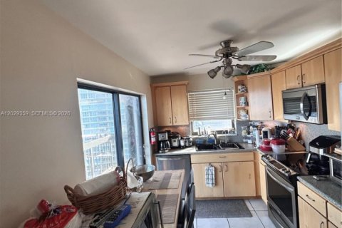 Купить кондоминиум в Майами, Флорида 2 спальни, 135.64м2, № 2145869 - фото 4