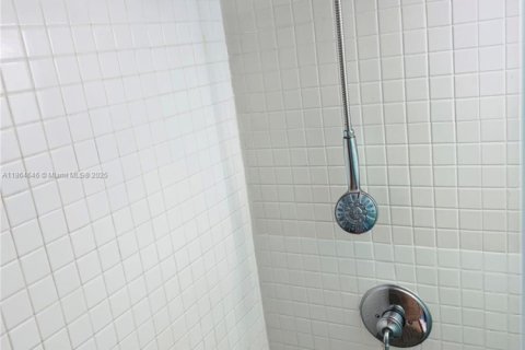 Copropriété à vendre à Lauderdale Lakes, Floride: 1 chambre, 65.5 m2 № 1978375 - photo 14