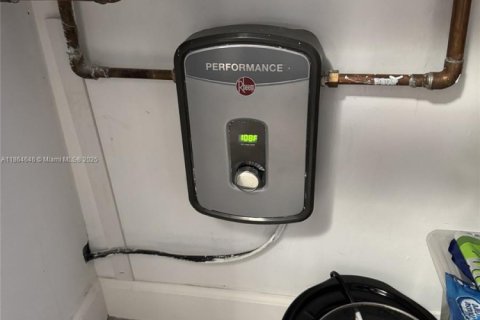 Copropriété à vendre à Lauderdale Lakes, Floride: 1 chambre, 65.5 m2 № 1978375 - photo 18