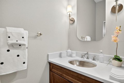 House in Tampa, Florida 4 bedrooms, 257.53 sq.m. № 1873878 - photo 24