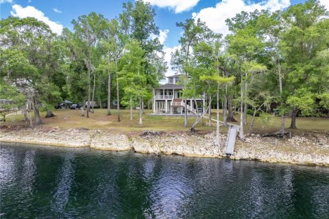 Villa ou maison à vendre à Branford, Floride: 3 chambres, 243.03 m2 № 2205038 - photo 2