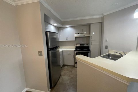 Condominio en alquiler en Margate, Florida, 2 dormitorios, 95.41 m2 № 2057460 - foto 6