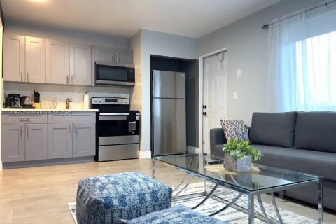 Купить коммерческую недвижимость в Холливуд, Флорида № 2054472 - фото 29