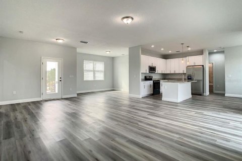 Casa en alquiler en Port Charlotte, Florida, 4 dormitorios, 176.79 m2 № 1813742 - foto 4