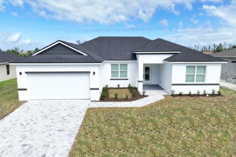 Casa en alquiler en Port Charlotte, Florida, 4 dormitorios, 176.79 m2 № 1813742 - foto 2