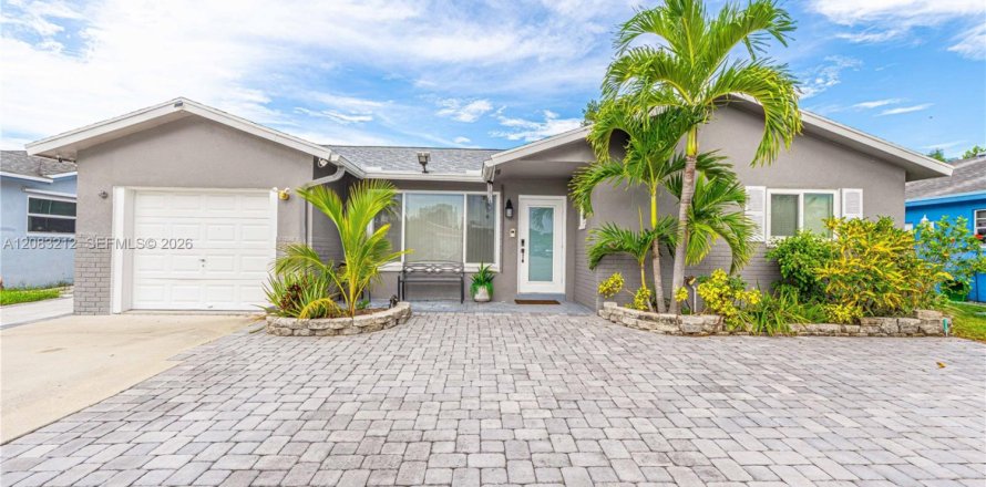 Villa ou maison à Boca Raton, Floride 4 chambres, 175.77 m2 № 2365889