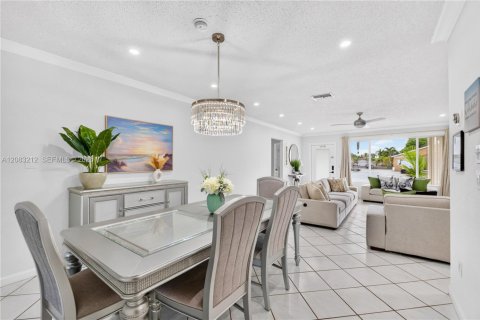 Villa ou maison à vendre à Boca Raton, Floride: 4 chambres, 175.77 m2 № 2365889 - photo 25