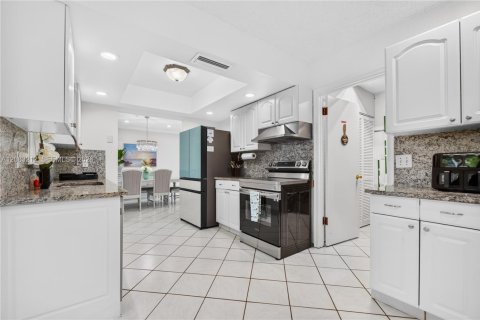 Villa ou maison à vendre à Boca Raton, Floride: 4 chambres, 175.77 m2 № 2365889 - photo 29