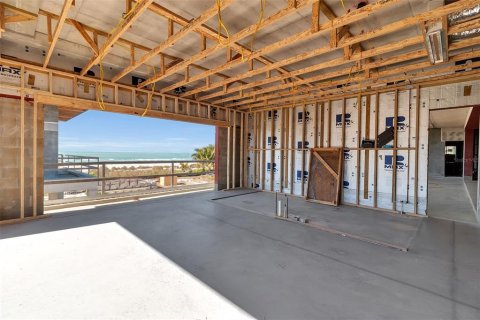 House in Longboat Key, Florida 11 bedrooms, 1597.83 sq.m. № 2204464 - photo 23