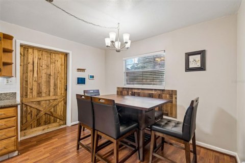 Casa en venta en Tampa, Florida, 4 dormitorios, 163.04 m2 № 2221884 - foto 9