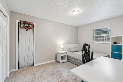 Casa en venta en Tampa, Florida, 4 dormitorios, 163.04 m2 № 2221884 - foto 23