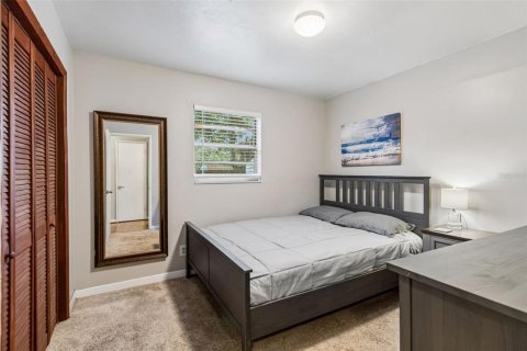 Casa en venta en Tampa, Florida, 4 dormitorios, 163.04 m2 № 2221884 - foto 20