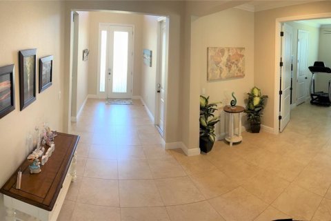 House in Apollo Beach, Florida 4 bedrooms, 198.72 sq.m. № 1869136 - photo 5