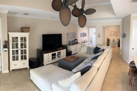 House in Apollo Beach, Florida 4 bedrooms, 198.72 sq.m. № 1869136 - photo 6