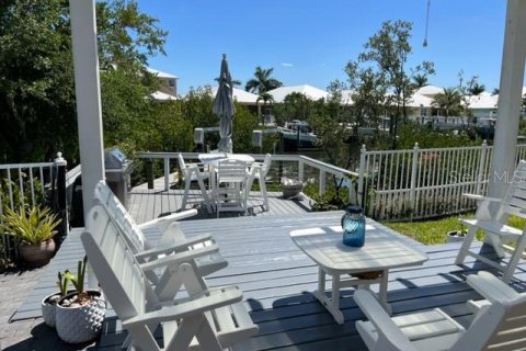 House in Apollo Beach, Florida 4 bedrooms, 198.72 sq.m. № 1869136 - photo 24