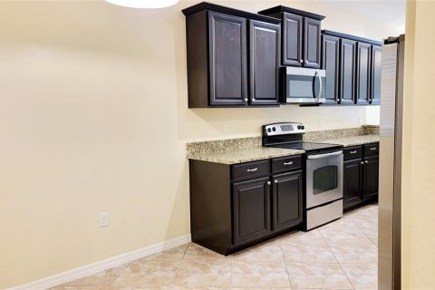 Touwnhouse à vendre à Trinity, Floride: 3 chambres, 186.73 m2 № 2211308 - photo 4