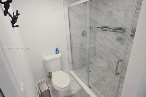 Condo in Miramar, Florida, 3 bedrooms  № 1713276 - photo 18