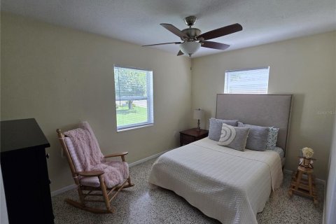 Villa ou maison à vendre à Sarasota, Floride: 2 chambres, 81.75 m2 № 1831459 - photo 12
