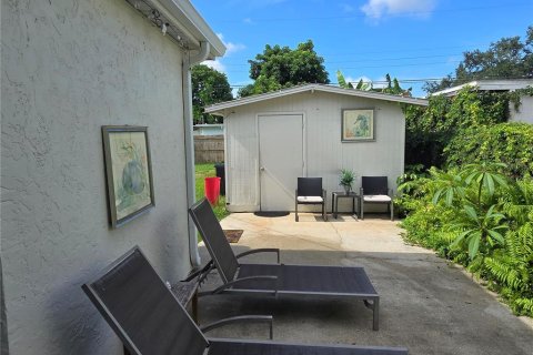 Villa ou maison à vendre à Sarasota, Floride: 2 chambres, 81.75 m2 № 1831459 - photo 21