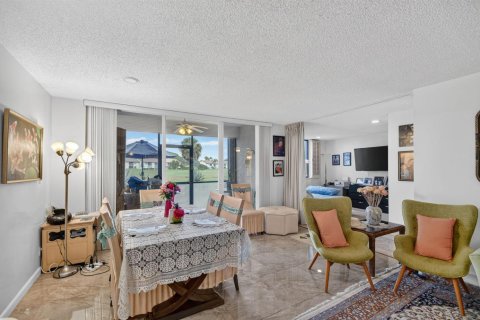 Copropriété à vendre à Lake Worth, Floride: 3 chambres, 113.81 m2 № 2345729 - photo 13
