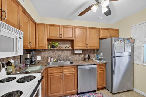 Copropriété à vendre à Lake Worth, Floride: 3 chambres, 113.81 m2 № 2345729 - photo 5