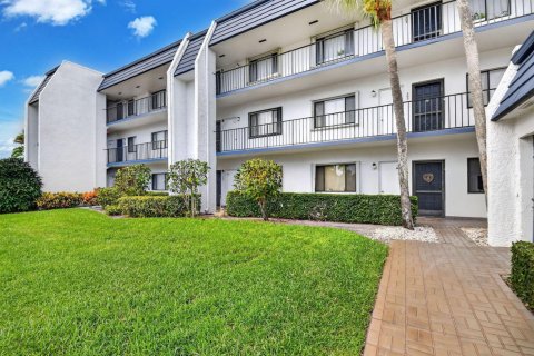 Copropriété à vendre à Lake Worth, Floride: 3 chambres, 113.81 m2 № 2345729 - photo 3