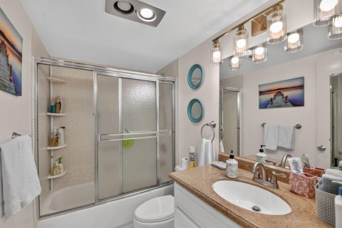 Copropriété à vendre à Lake Worth, Floride: 3 chambres, 113.81 m2 № 2345729 - photo 25