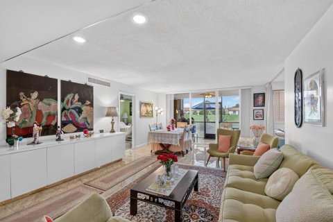 Copropriété à vendre à Lake Worth, Floride: 3 chambres, 113.81 m2 № 2345729 - photo 12