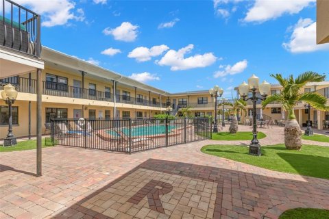 Condominio en venta en Redington Beach, Florida, 3 habitaciones, 23.69 m2 № 2213876 - foto 21