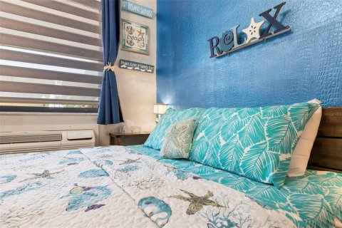 Condominio en venta en Redington Beach, Florida, 3 habitaciones, 23.69 m2 № 2213876 - foto 12