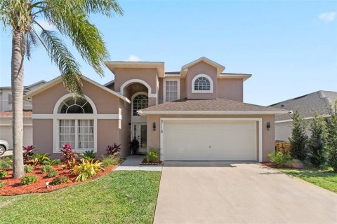 House in Kissimmee, Florida 6 bedrooms, 251.49 sq.m. № 1854202 - photo 1