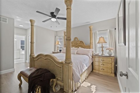 House in Kissimmee, Florida 6 bedrooms, 251.49 sq.m. № 1854202 - photo 16
