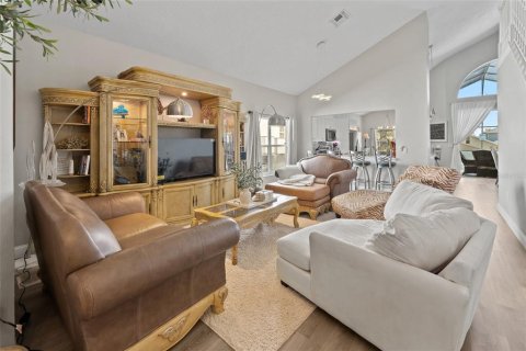 House in Kissimmee, Florida 6 bedrooms, 251.49 sq.m. № 1854202 - photo 6