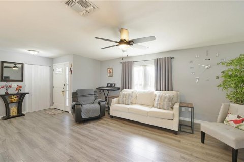House in Palm Coast, Florida 2 bedrooms, 101.26 sq.m. № 1879068 - photo 5