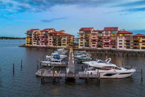 Copropriété à vendre à Daytona Beach, Floride: 3 chambres, 262.17 m2 № 1629726 - photo 1