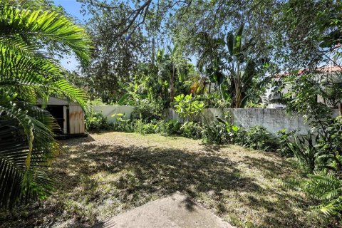 House in Tampa, Florida 3 bedrooms, 141.77 sq.m. № 1827811 - photo 20
