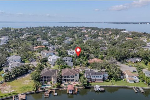 House in Tampa, Florida 3 bedrooms, 141.77 sq.m. № 1827811 - photo 5