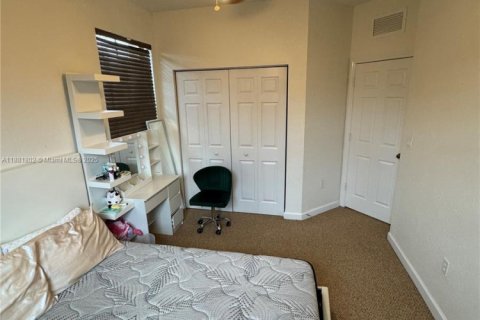 Купить таунхаус в Хомстед, Флорида 3 спальни, 153.85м2, № 1924890 - фото 16