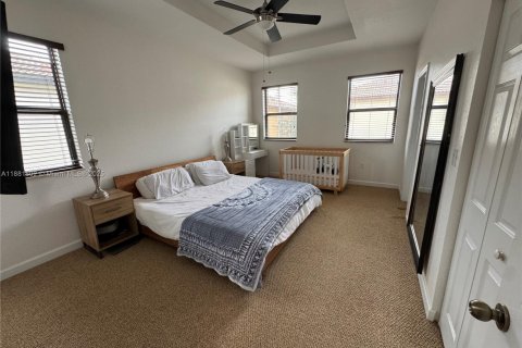 Купить таунхаус в Хомстед, Флорида 3 спальни, 153.85м2, № 1924890 - фото 13