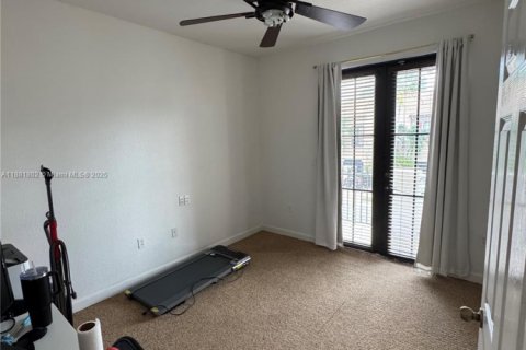 Купить таунхаус в Хомстед, Флорида 3 спальни, 153.85м2, № 1924890 - фото 11