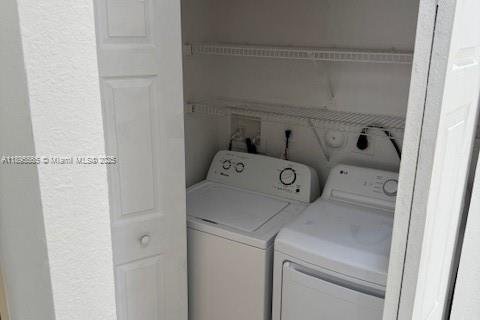 Villa ou maison à louer à Pembroke Pines, Floride: 3 chambres, 120.03 m2 № 1947216 - photo 8