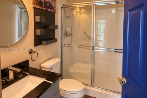 House in Coconut Creek, Florida 3 bedrooms, 163.14 sq.m. № 2399680 - photo 6