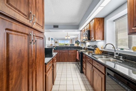 Copropriété à vendre à Ruskin, Floride: 2 chambres, 101.73 m2 № 2299618 - photo 13