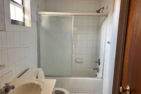 Apartment in Miramar, Florida 32.52 sq.m. № 1926517 - photo 7