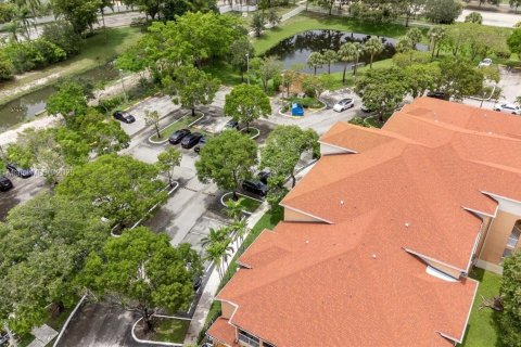 Condo in Davie, Florida, 2 bedrooms  № 1770587 - photo 9