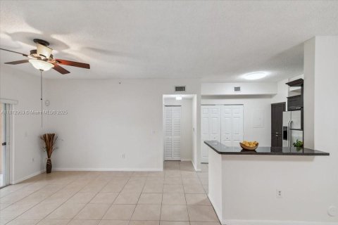 Condo in Davie, Florida, 2 bedrooms  № 1770587 - photo 18
